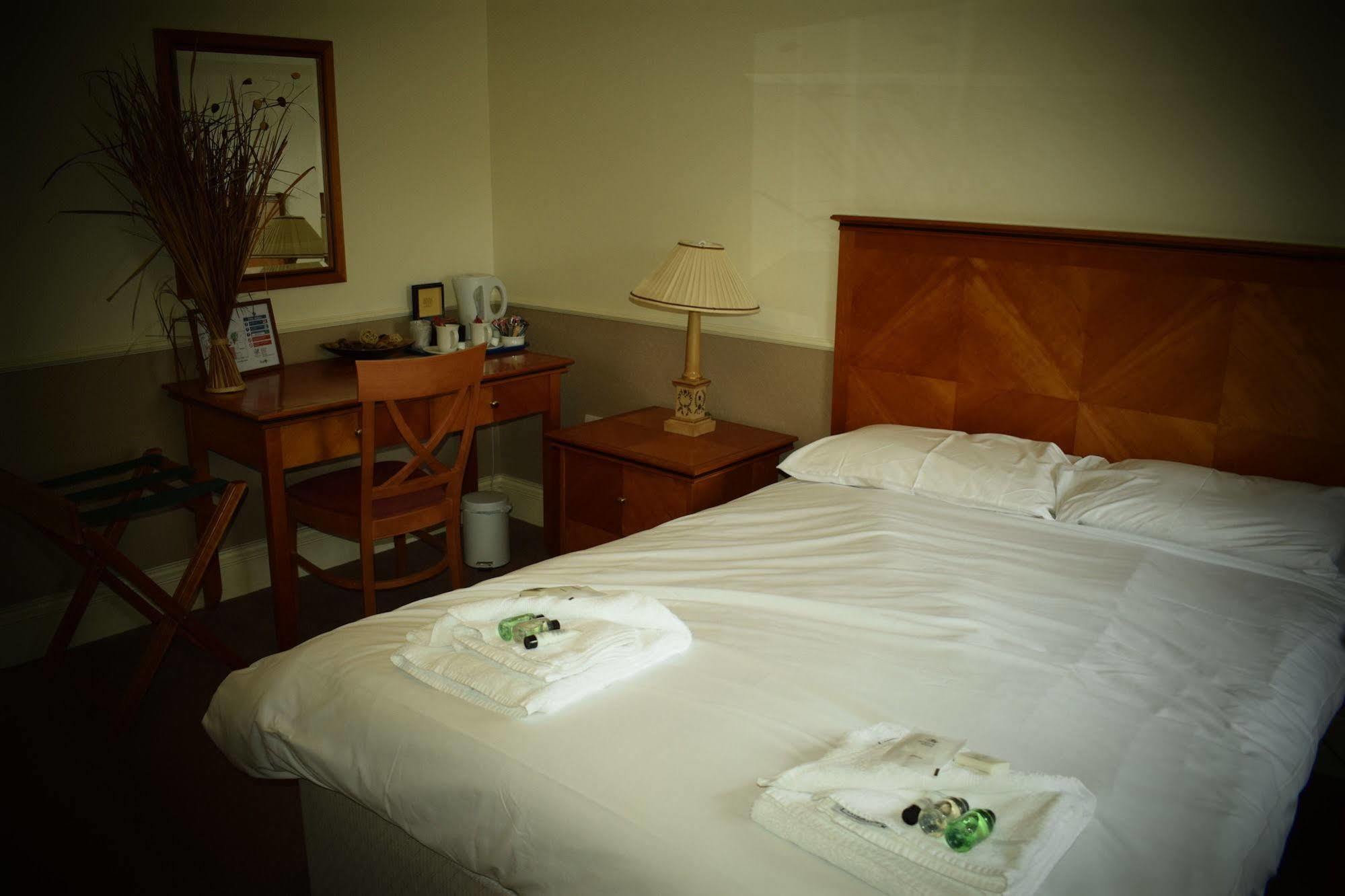The Lamb Inn Eastbourne Ngoại thất bức ảnh
